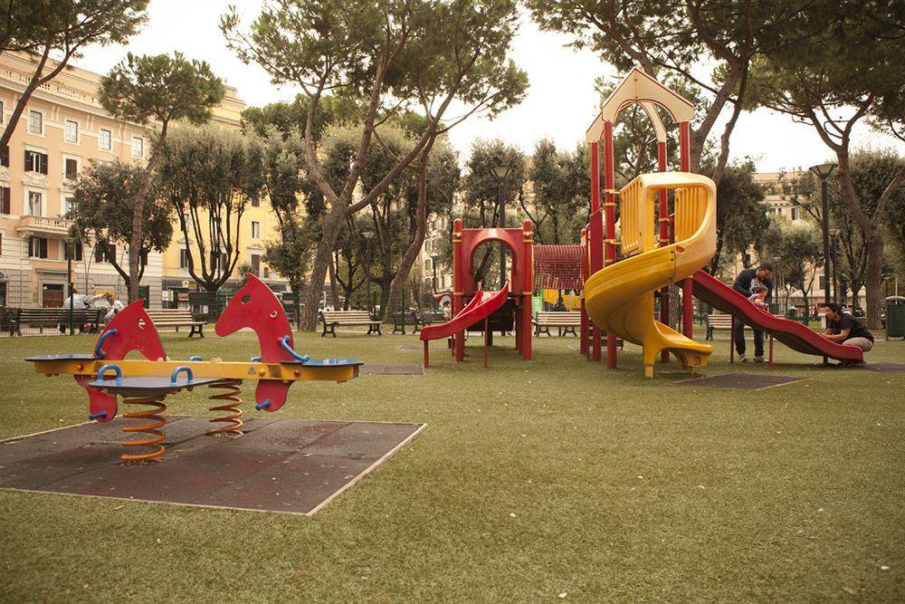 Piazza San Giovanni Couette-café 3*