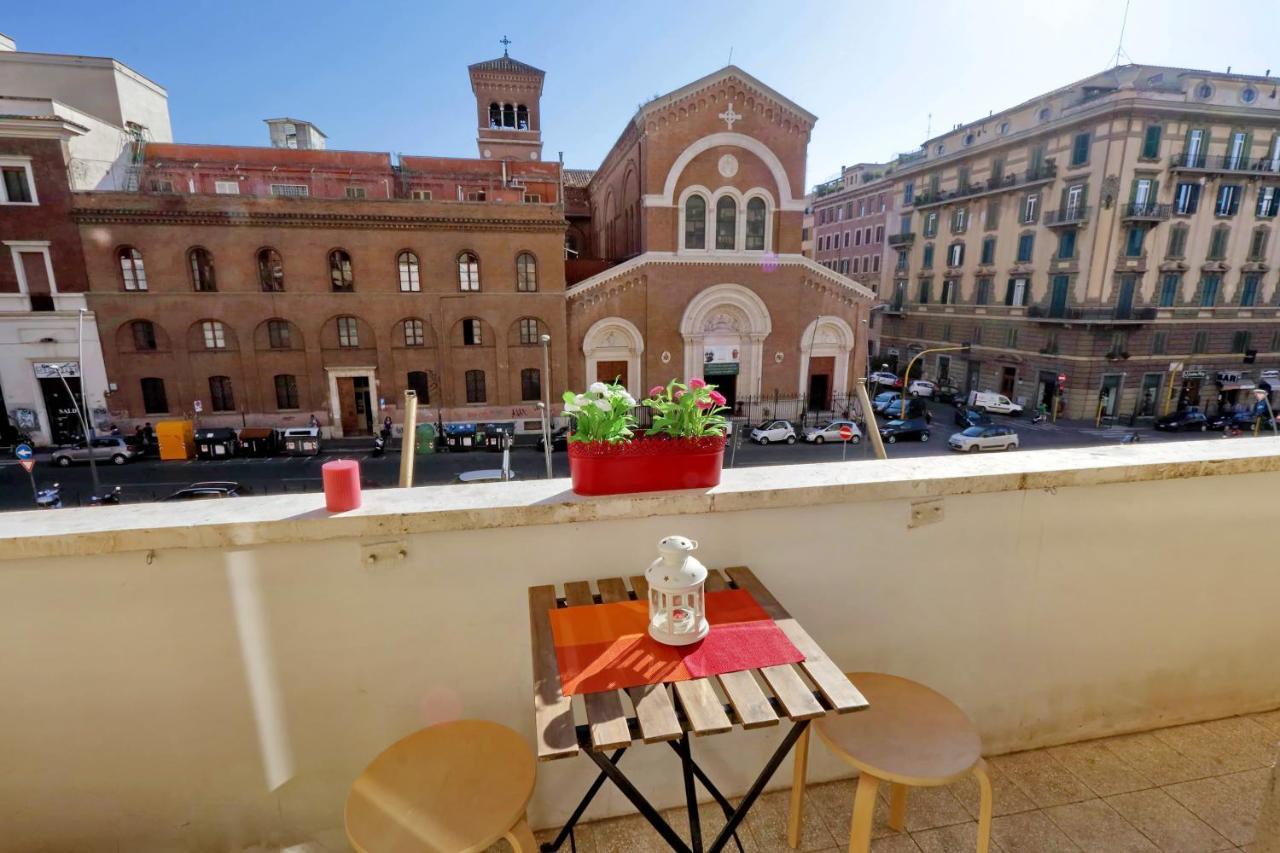 Piazza San Giovanni 3* Rome